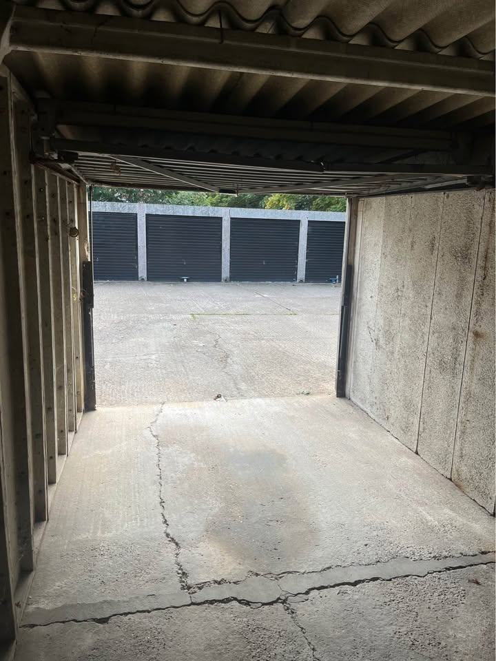 Garage Rental in Beckenham, South East London