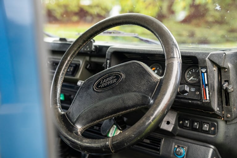 2020 Land Rover Defender 90 Saloon PETROL Manual