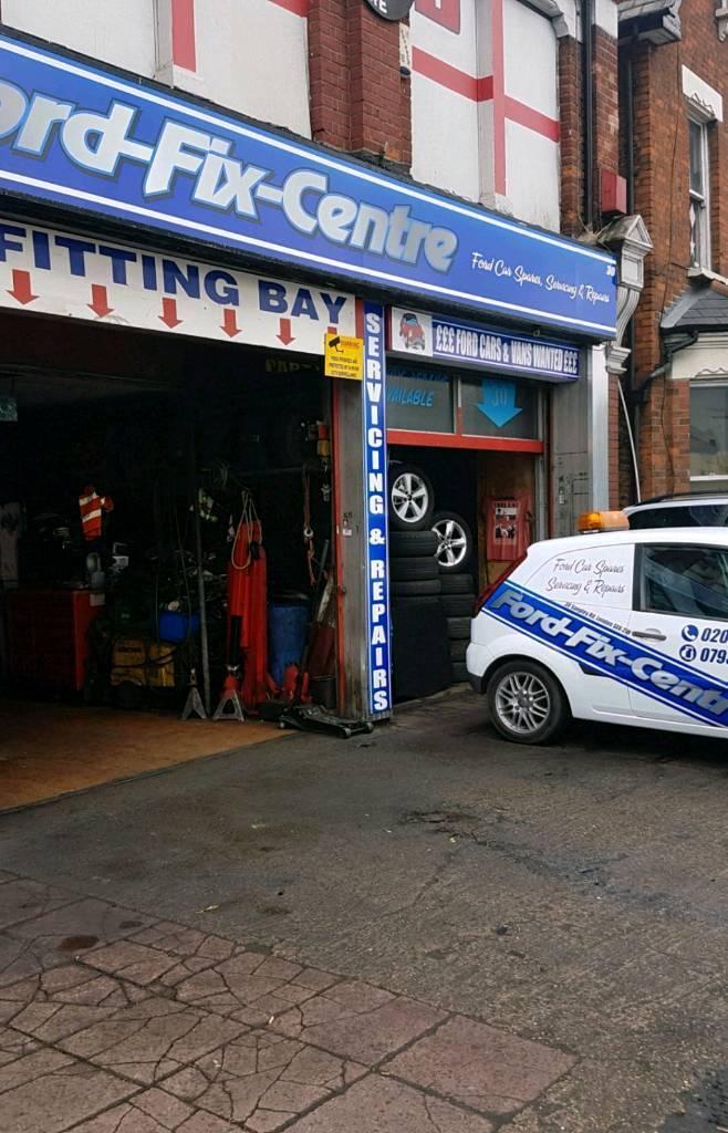 FORD FOCUS CAR BREAKERS