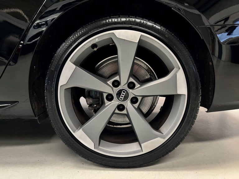 2021 Audi A4 Avant 2.0 TDI 35 Black Edition S Tronic Euro 6 (s/s) 5dr ESTATE Diesel Automatic