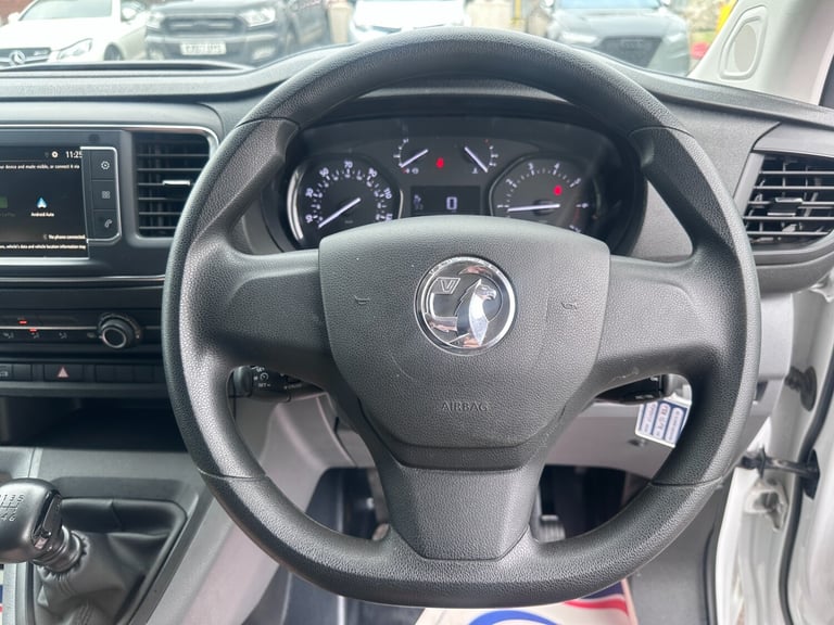 2021 71 VAUXHALL VIVARO 2700 1.5d 120PS Dynamic L1 H1 Van
