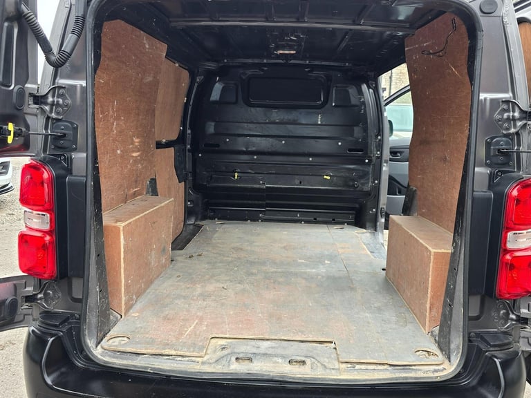 2018 Citroen Dispatch 1.6 BlueHDi 1000 Enterprise M FWD 2 Euro 6 6dr PANEL VAN Diesel Manual