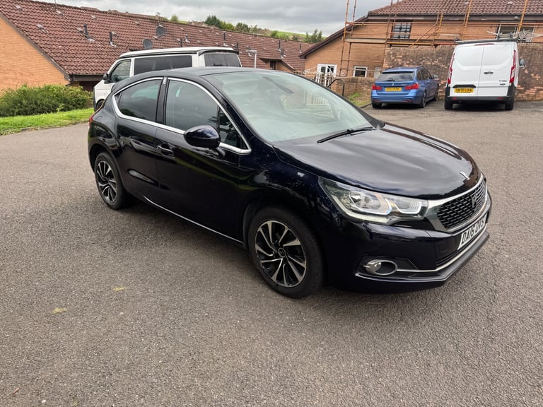 DS, DS 4, Hatchback, 2016, Manual, 1560 (cc), 5 doors