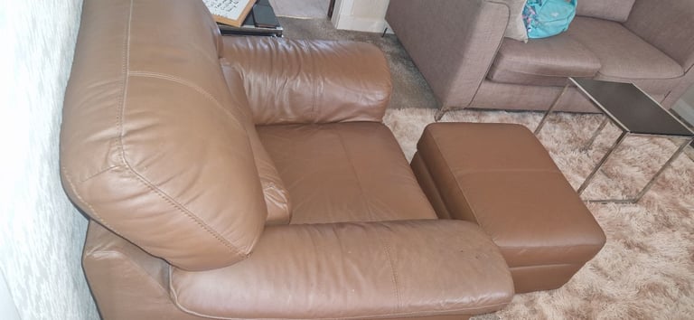 Armchair - Lovely Brown Leather with side coffee table