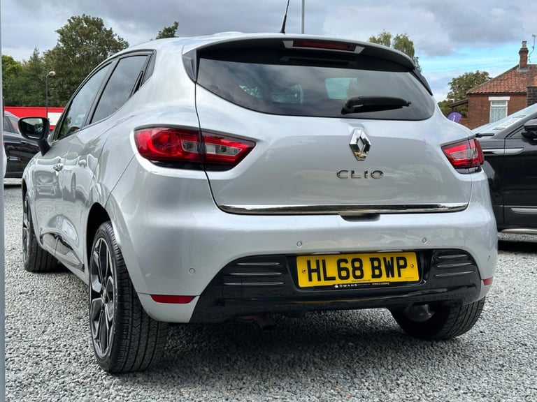 2018 Renault Clio 0.9 Iconic TCe 90 Petrol Manual 5 Door Hatchback Silver
