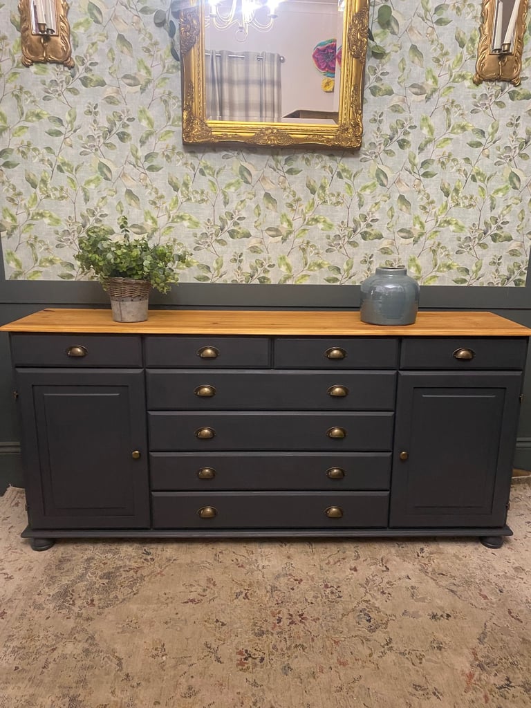 image for 💖 Gorgeous solid pine long sideboard/ chest of drawers 