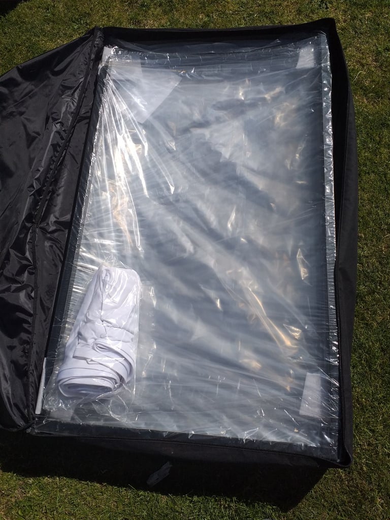 Gorilla DJ Screen with Carry Bag