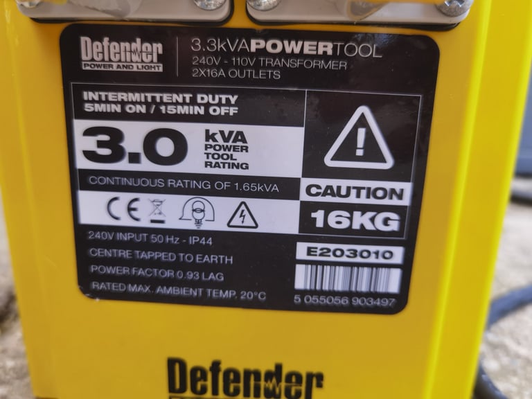 3.0KVA PORTABLE SITE TRANSFORMER 110V TWIN OUTLET 3.0KVA 2x16A Used like new