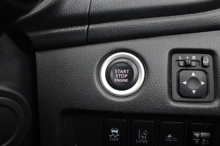 2020 Mitsubishi L200 Doublecab 2.2 Di-D Barbarian X 4WD Automatic Double Cab Pick-up Diesel Autom...