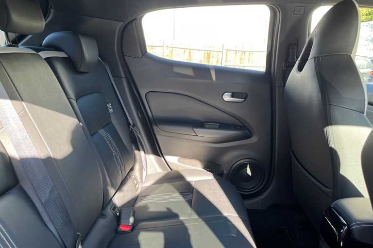 2022 Nissan Juke 1.6 Hybrid Premiere Edition 5dr Auto HATCHBACK PETROL/ELECTRIC Automatic