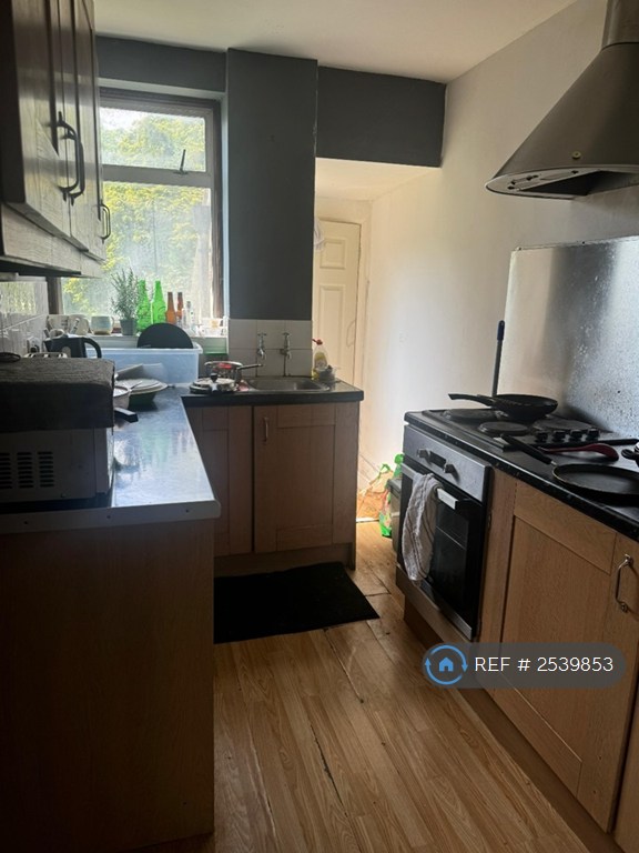 4 bedroom house in Bristol, Bristol, BS7 (4 bed) (#2539853)