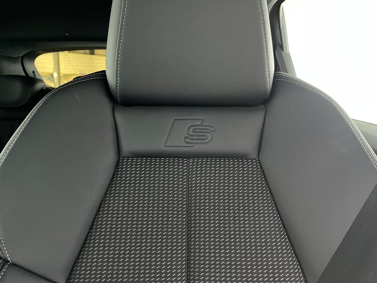 2021 Audi Q4 e-tron 35 S line SUV 5dr Electric Auto 55kWh (170 ps) - LANE DEPARTURE  - SPORTS S S...