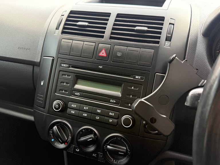 2009 Volkswagen Polo 1.4 Match 80 5dr Auto HATCHBACK Petrol Automatic