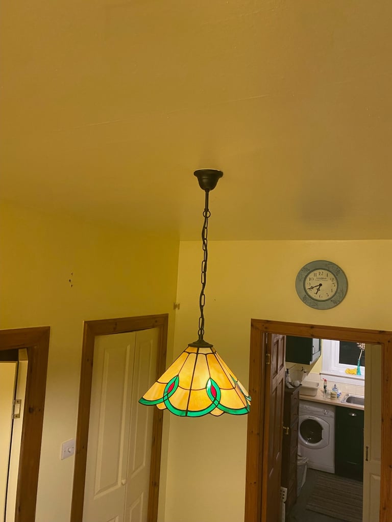 Tiffany-style retro pendant lampshade