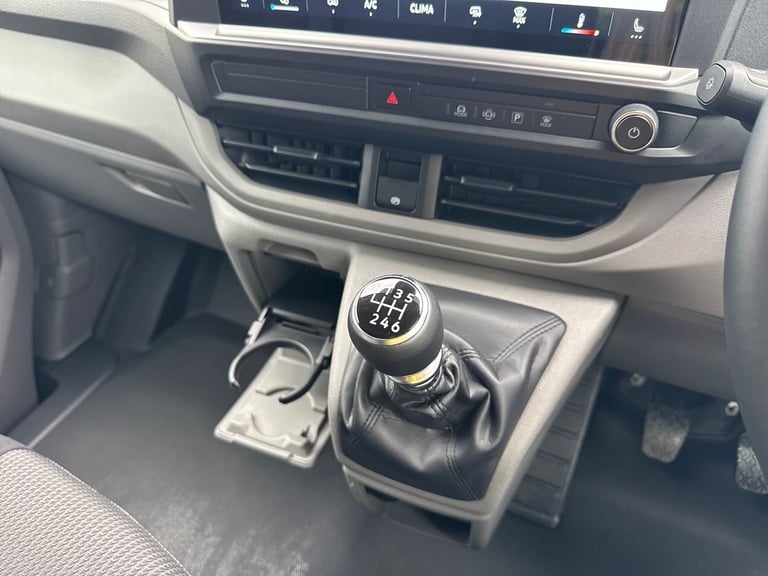  Volkswagen Transporter Panel Van 2.0 Tdi T32 Commerce Plus Panel Van 5dr