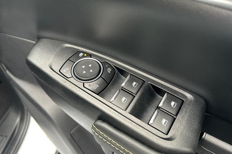 2025 Ford Ranger Wildtrak AUTO 2.3 EcoBoost PHEV 4x4 Double Cab Pick Up, REAR VIEW CAMERA, F Pick...