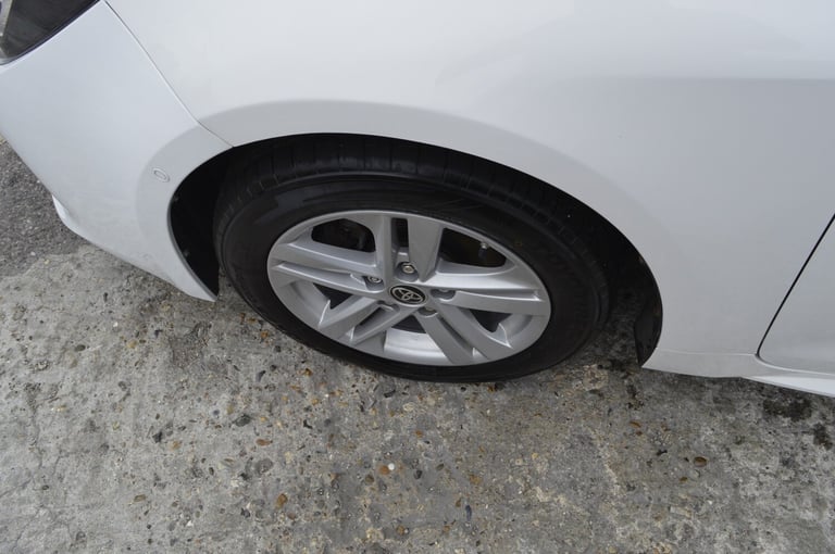 2021 Toyota Corolla 1.8 VVT-i Hybrid Icon Tech 5dr CVT ONE 2021 OWNER SAT NAV HATCHBACK Petrol/El...
