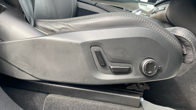 2024 Volvo XC90 2.0 T8 PHEV Ultra Dark 5dr AWD Geartronic Estate Estate Hybrid Automatic