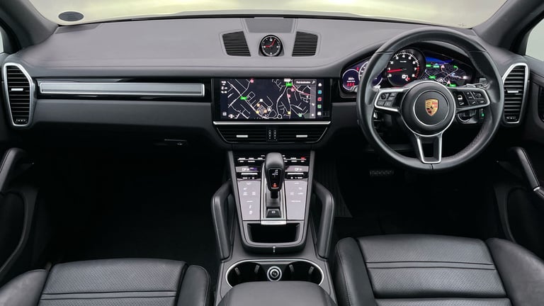 2022 Porsche Cayenne 3.0T V6 Platinum Edition TiptronicS 4WD Euro 6 (s/s) 5dr SUV Petrol Automatic