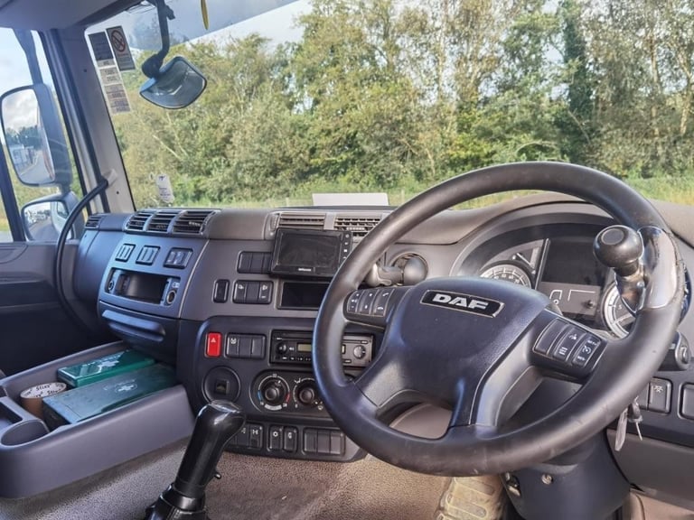 2015 Daf CF 330 euro 6, 6x2 27ft curtainsider