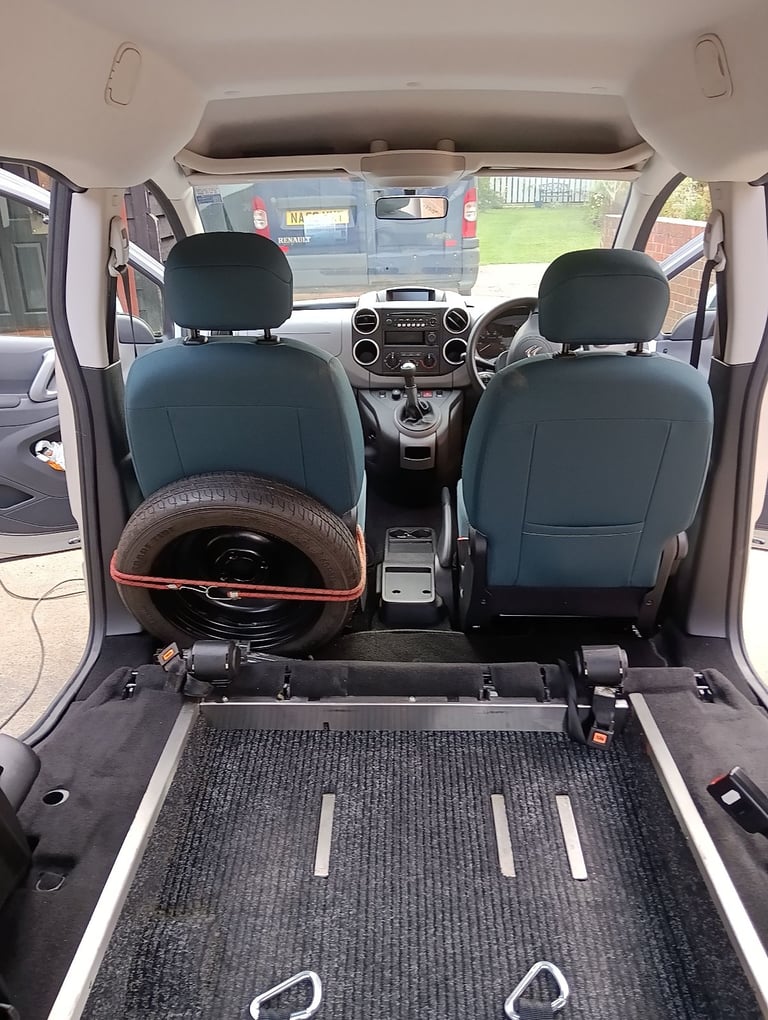 Citroen, BERLINGO MULTISPACE, MPV, 2017, Manual, 1560 (cc), 5 doors