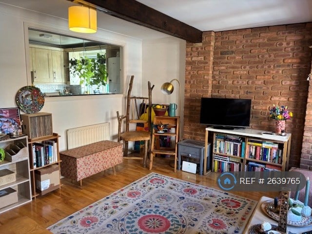 2 bedroom flat in The Spires, Canterbury, CT2 (2 bed) (#2639765)