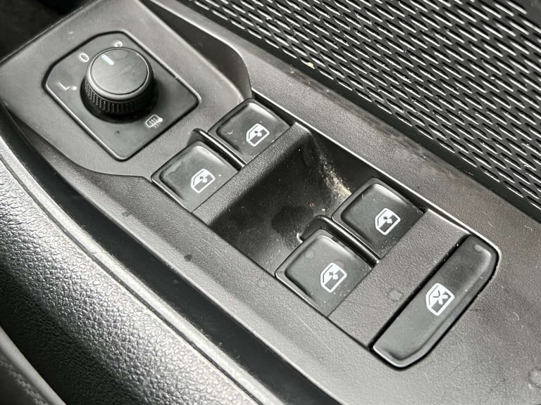 2022 Skoda Octavia 1.4 TSI iV 13kWh SE Technology DSG Euro 6 (s/s) 5dr Estate Hybrid Automatic