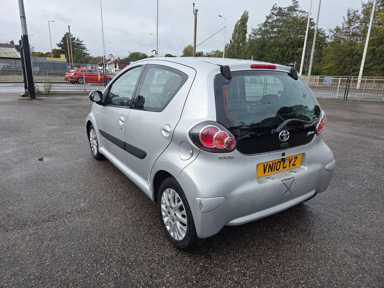 2010 Toyota AYGO 1.0 VVT-i Platinum 5dr [AC] MMT HATCHBACK PETROL Automatic
