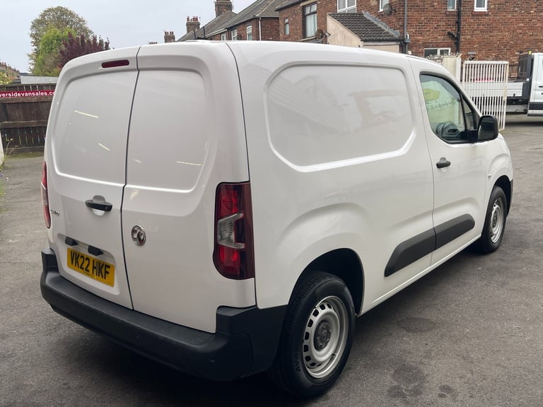 2022 Vauxhall Combo 2000 1.5 Turbo D 100ps H1 Dynamic Van [6 Speed] PANEL VAN Diesel Manual