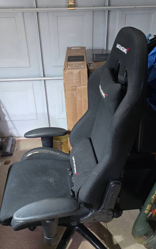 AK Racing gaming chair