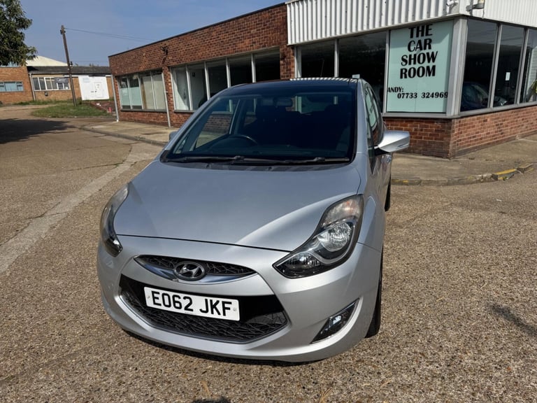 2012 Hyundai Ix20 1.6 Style Auto Euro 5 5dr MPV Petrol Automatic