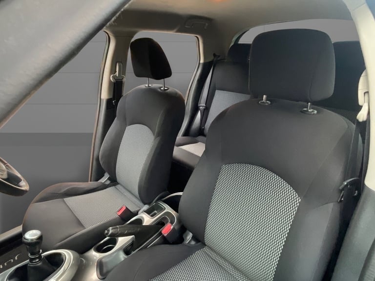 NISSAN JUKE 1.2 DIG-T Acenta Black Manual Petrol 2015