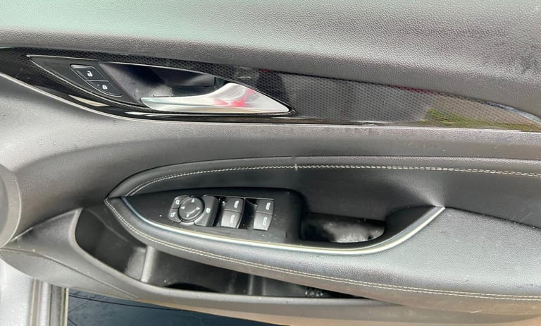 2017 Vauxhall Insignia 2.0 Turbo D BlueInjection SRi Nav Grand Sport Euro 6