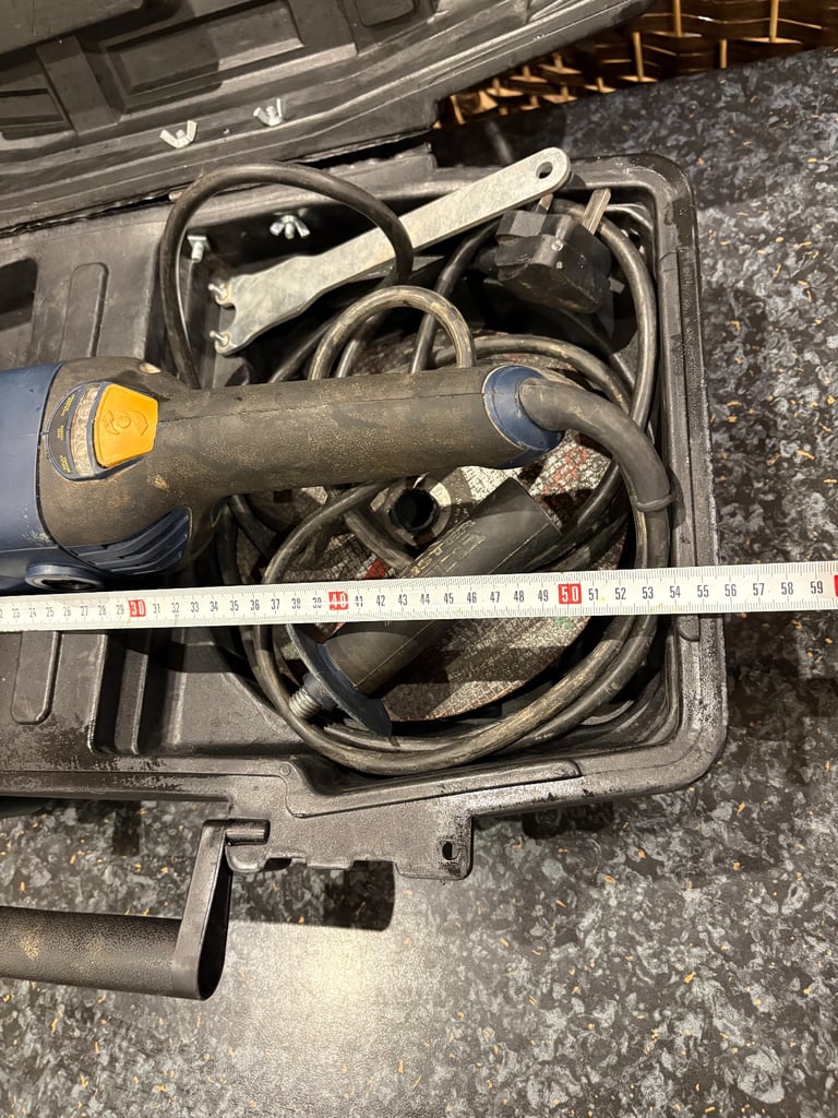 Mac allister angle grinder 230mm 2200walts