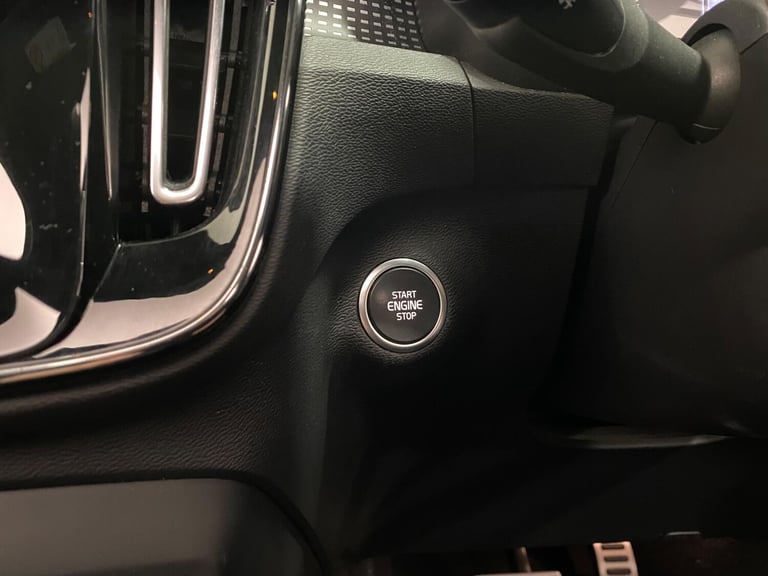 2018 Volvo XC40 2.0 D4 [190] First Edition 5dr AWD Geartronic ESTATE DIESEL Automatic