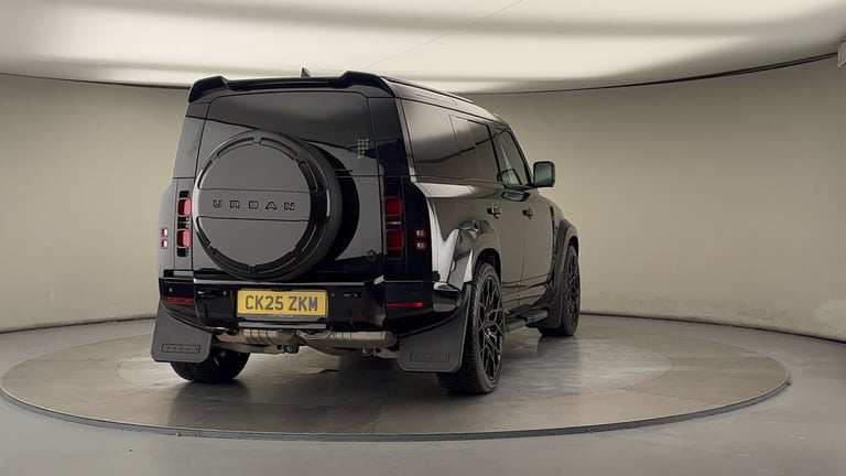 2025 Land Rover Defender 110 3.0 D250 MHEV X-Dynamic SE Hard Top SUV 5dr Diesel Auto 4WD MWB Euro...