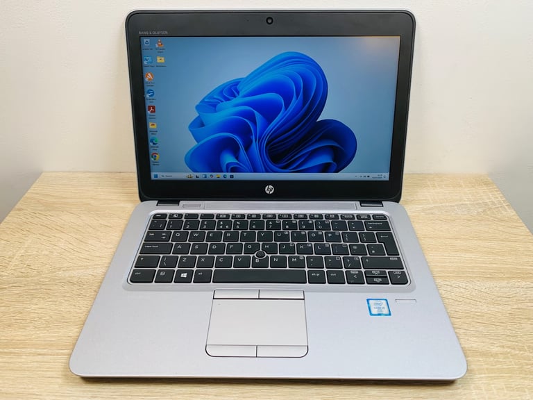 HP i5 16GB 512GB SSD UltraFast Slimline FHD Laptop, Microsoft office