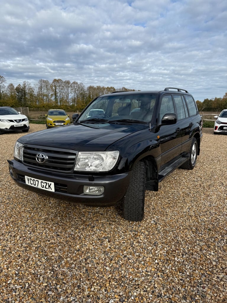  Toyota Land Cruiser Amazon 4.2 TD SUV 5dr Diesel Automatic (282 g/km, 201 bhp) Diesel Automatic