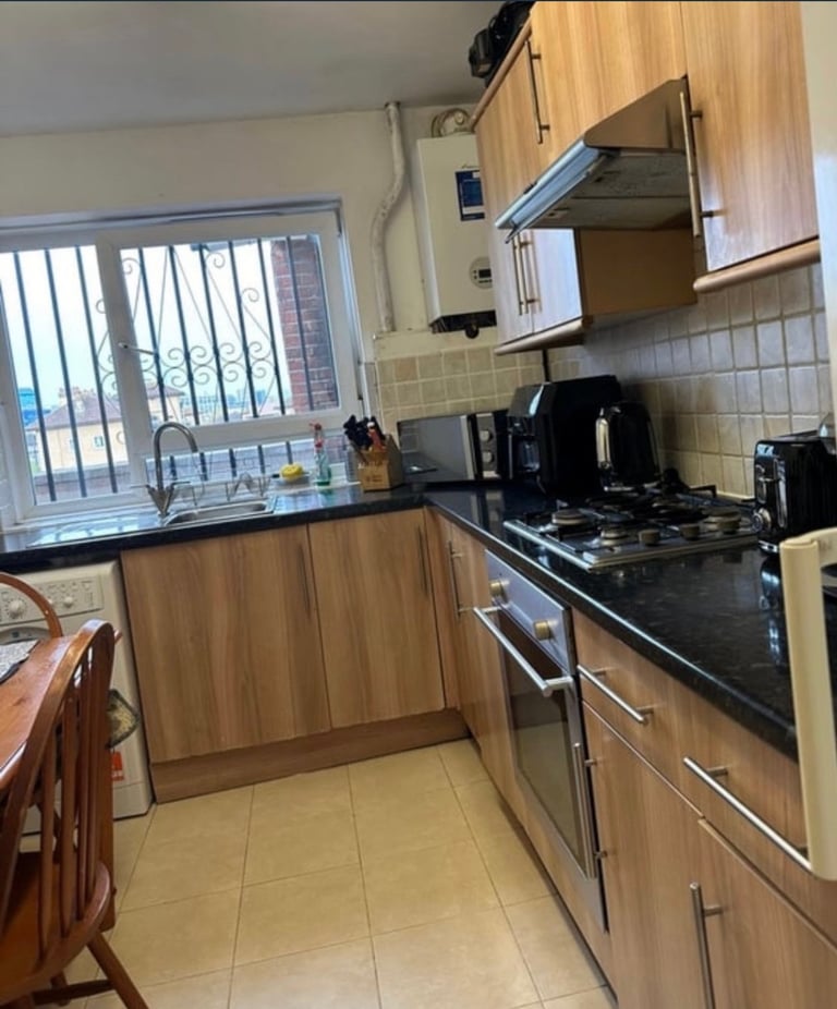 Nice double room in Bethnal Green 