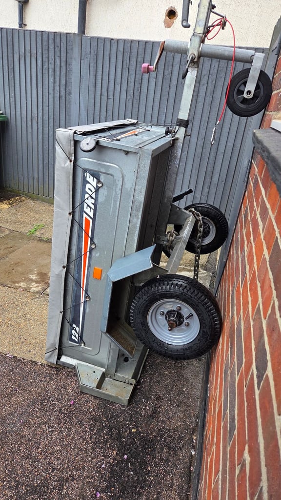 Massive olpro 5 man air tent and trailer