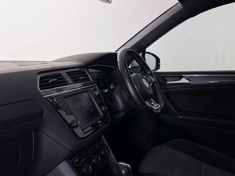  Volkswagen Tiguan 2.0 TDI BlueMotion Tech R-Line DSG 4Motion Euro 6 (s/s) 5dr Diesel Automatic