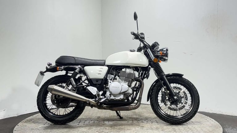 image for Herald Motor Co Classic 2020 1K MOT WARRANTY RETRO BIKE 400CC