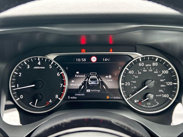 2025 Nissan Qashqai 1.3 DiG-T MH Acenta Premium 5dr HATCHBACK PETROL Manual