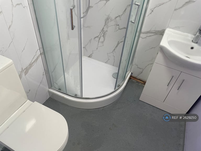 4 bedroom house in Canterbury Way, Stevenage, SG1 (4 bed) (#2629250)