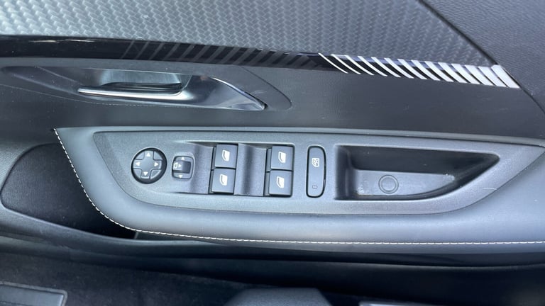 2024 Peugeot 208 50kWh E-Style Auto 5dr (7.4kW Charger) Hatchback Electric Automatic