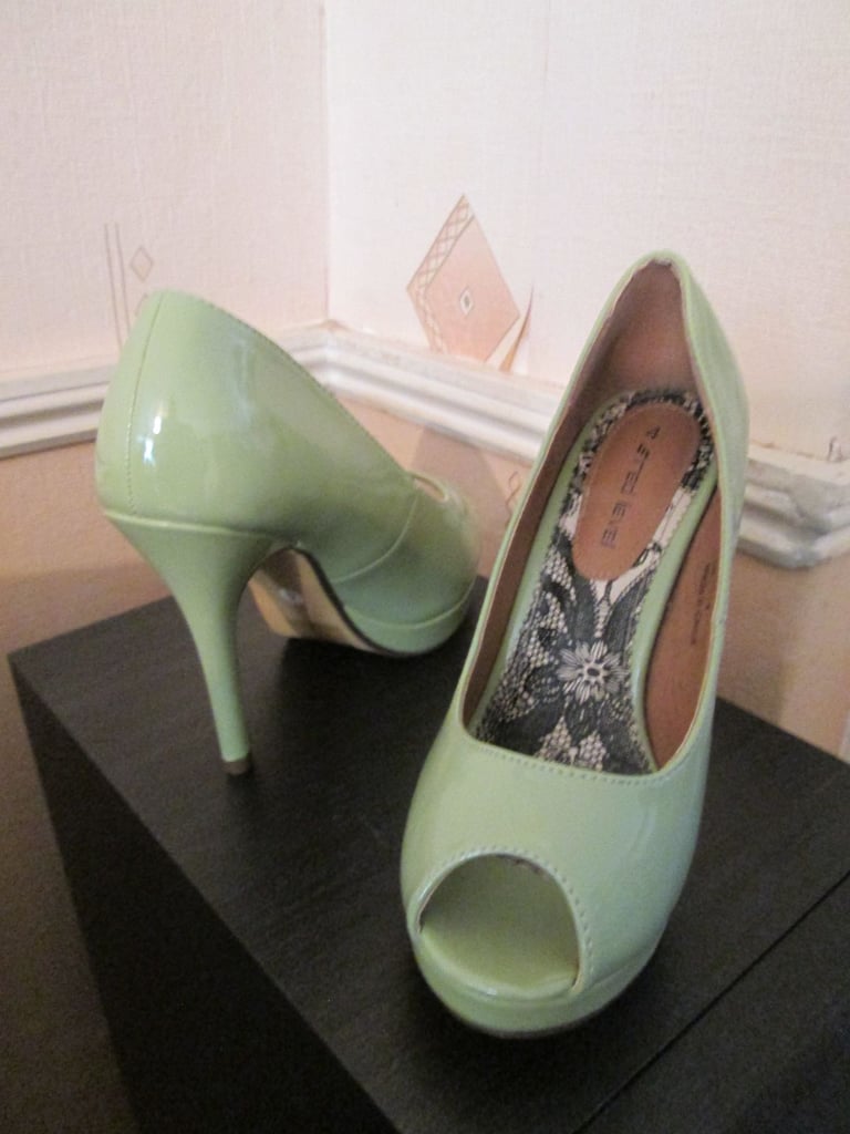 brand new footwear