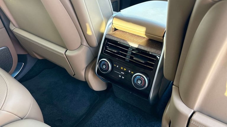 2024 Land Rover Range Rover 3.0 P460e Autobiography 4dr Auto ESTATE PETROL/ELECTRIC Automatic