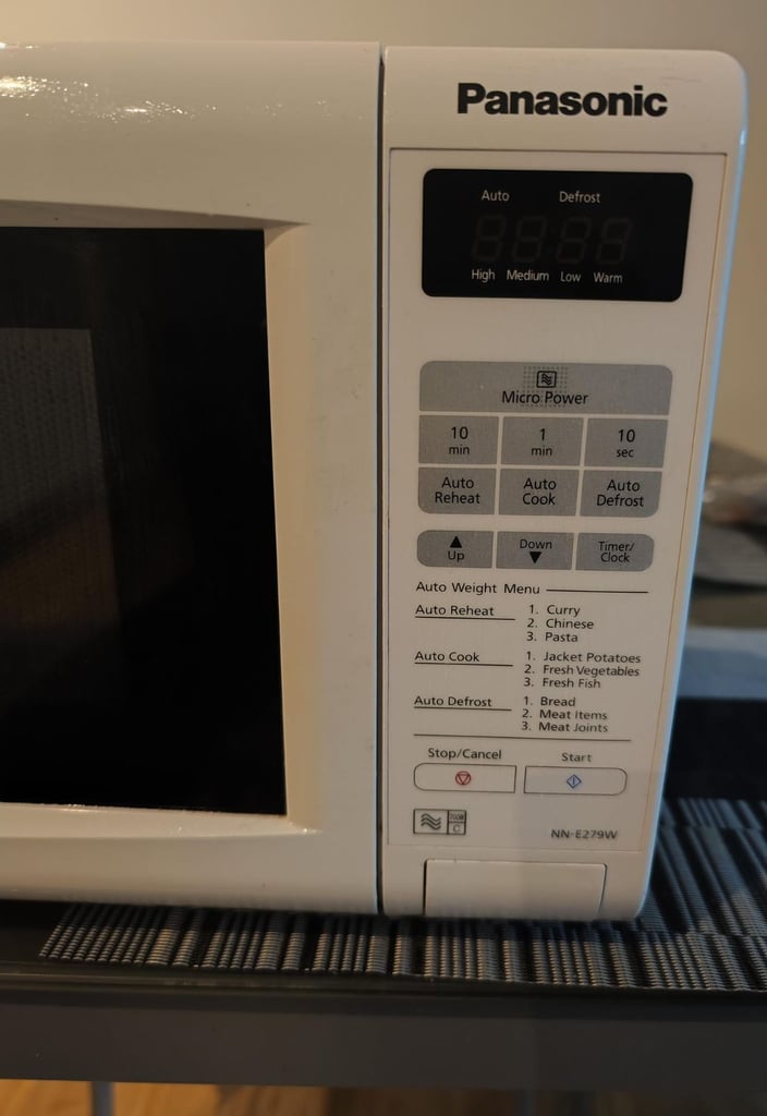 Panasonic NN-E279W Microwave 