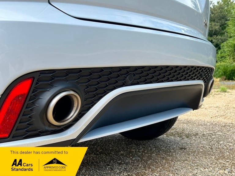 Jaguar E-PACE R-DYNAMIC S AUTOMATIC