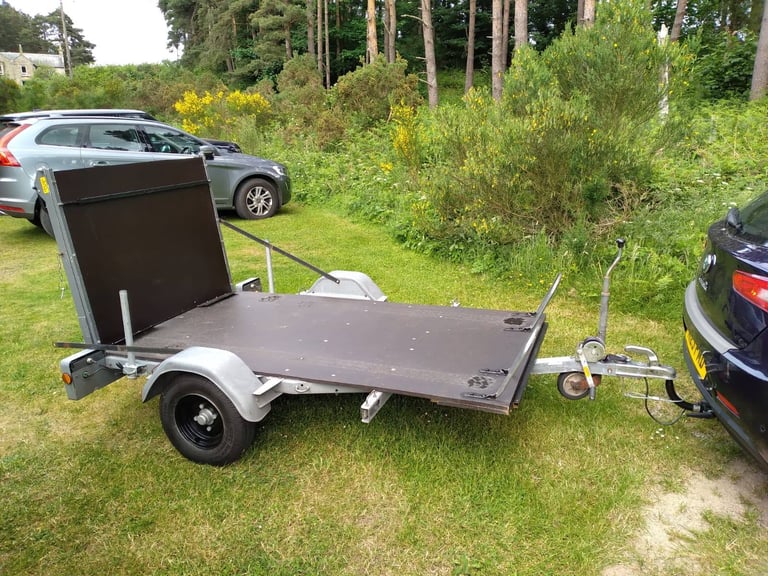 CUSTOM MADE EASY TOW FLAT BED TRAILER FOR GOLF BUGGY
